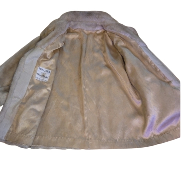 Women's Plush Faux Fur Teddy Jacket - Light Tan/cream - Picture 3 of 6